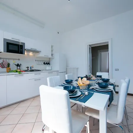 Residenza Oleandro View Center - Happy *